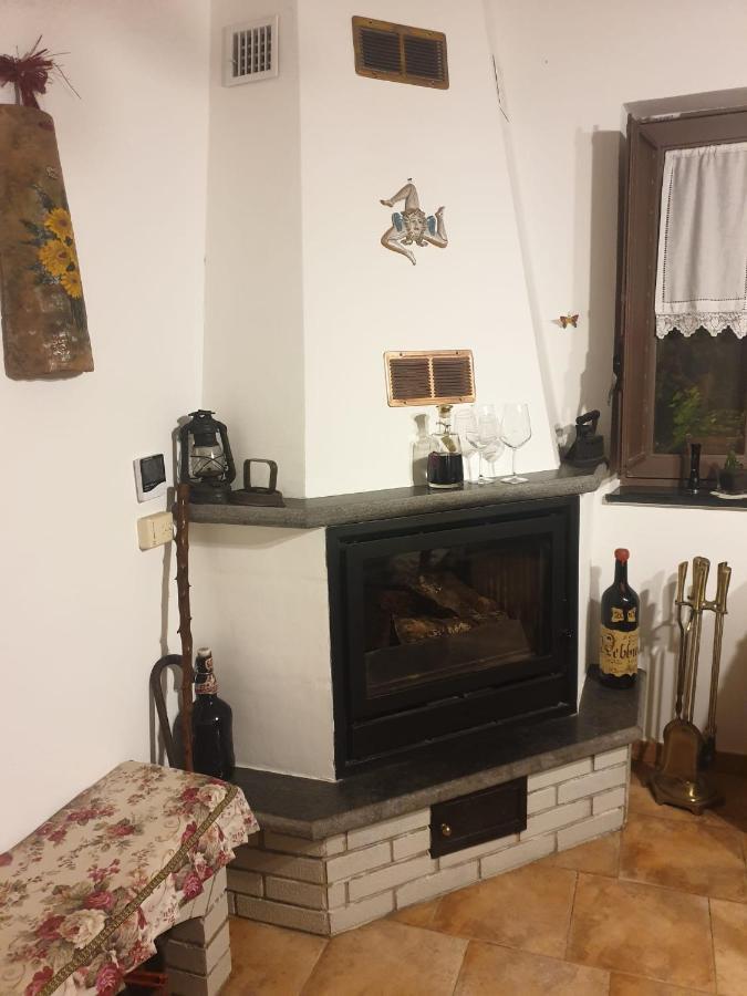 La Casa Di Giulia Villa Bronte Buitenkant foto